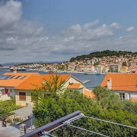 Διαμέρισμα Petra