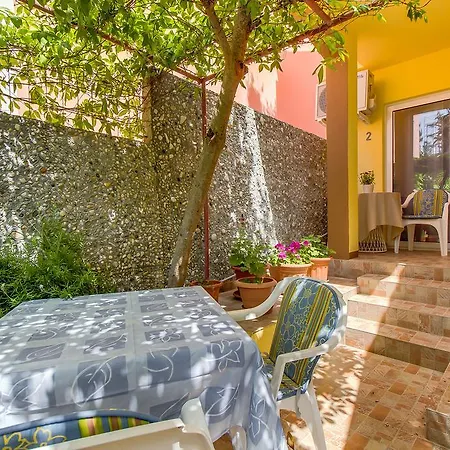 Apartment Petra *