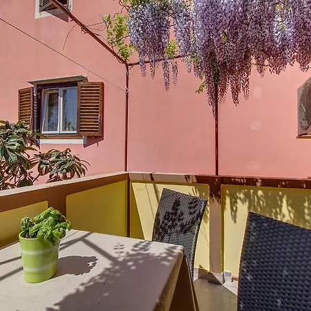 Petra Apartment Mali Losinj
