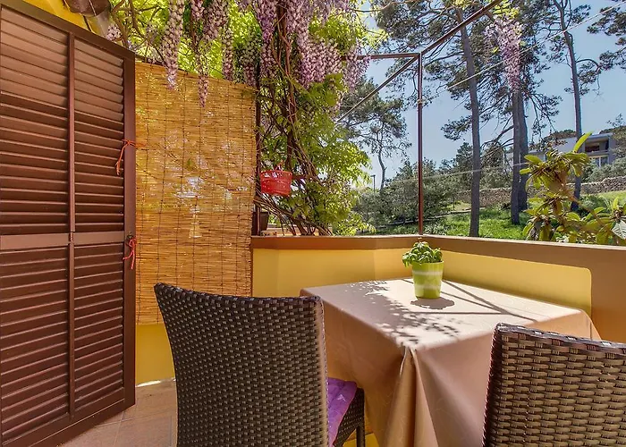 Petra Lejlighed Mali Lošinj
