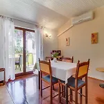 Petra Apartment